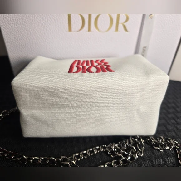 Dior White and Red Women's Bag - Picture 12 of 16
